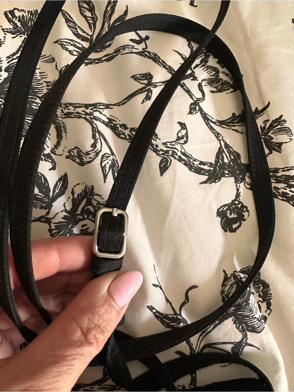 Vera Bradley, black Quilted Phone Crossbody Bag with Floral Lining and coaster